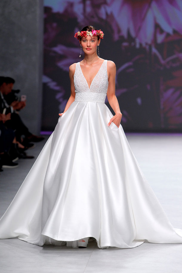 ilovebrides.pt Aire Barcelona Coleção 2020 vestidos de noiva